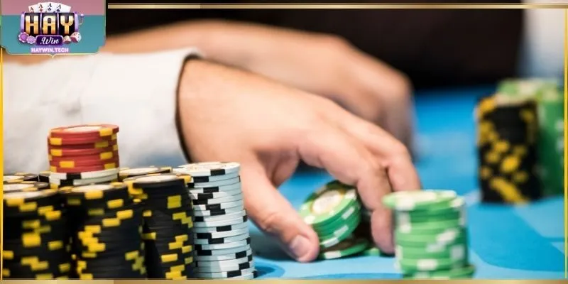 Vòng cược trong Poker Online